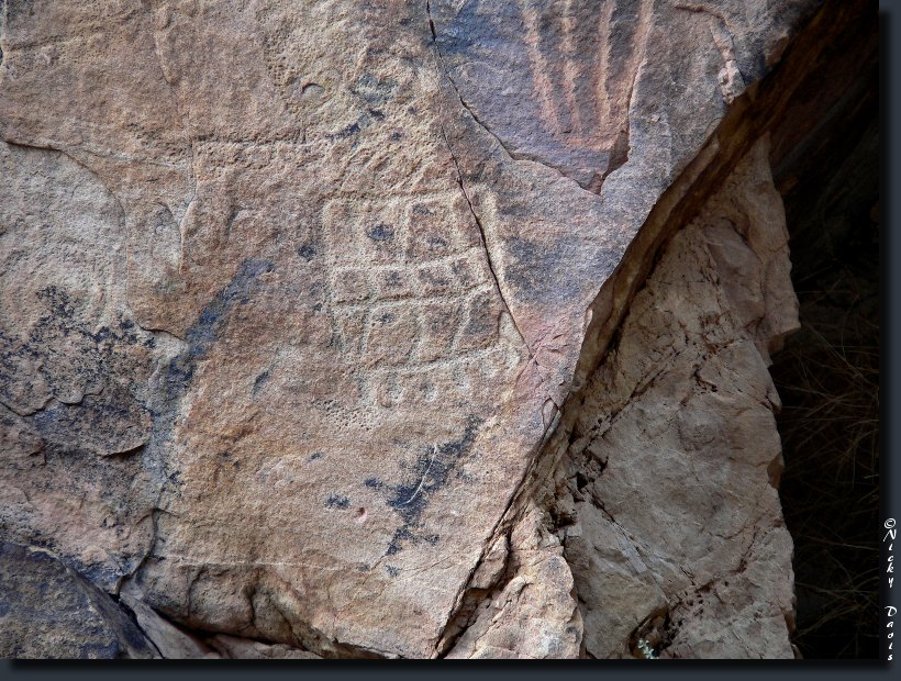 Petroglyph photo 12, Parowan Gap