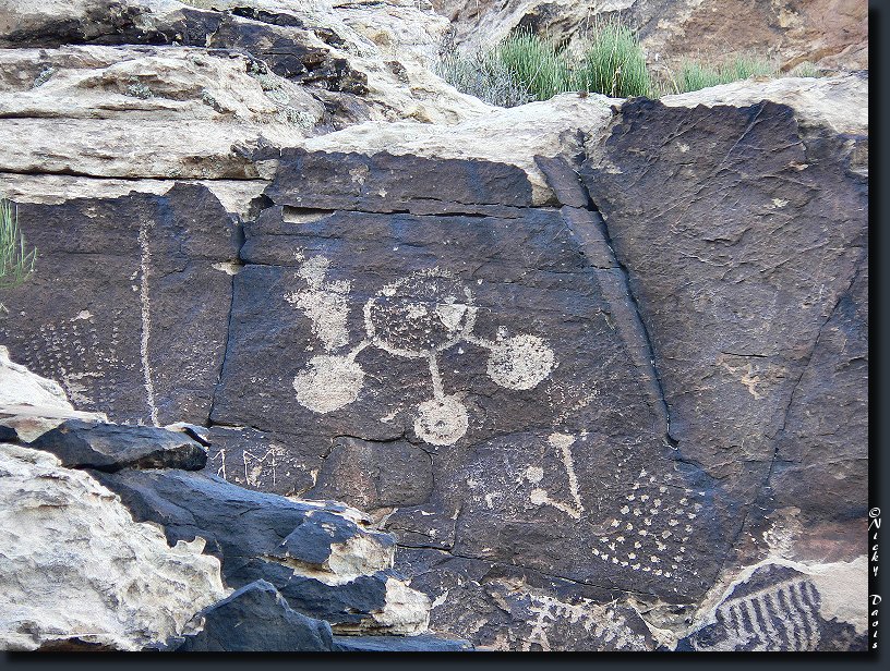 Petroglyph photo 2, Parowan Gap